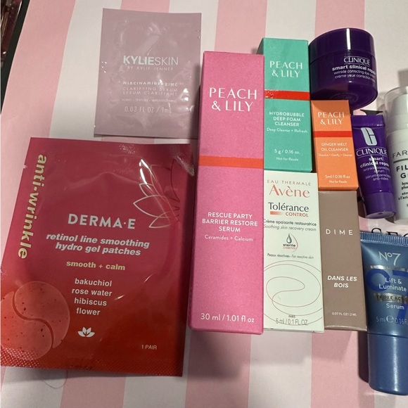 Peach and lily Sephora Skincare Set - Picture 2 of 3